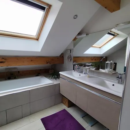 Maison Mitoyenne Au Calme Holiday home